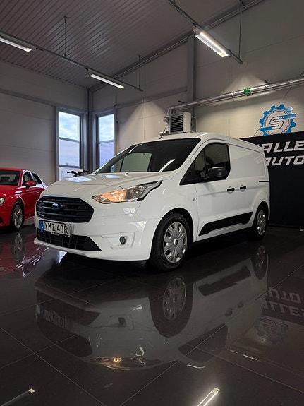 Ford Transit Connect 6 of 29