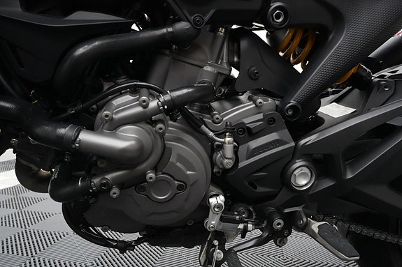 Ducati Monster 8 of 14