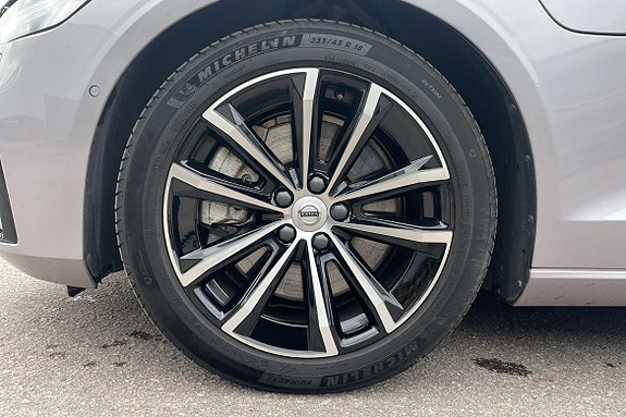 Volvo V60 16 of 16