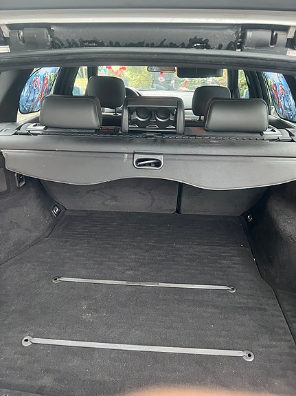 BMW 320i 8 of 9