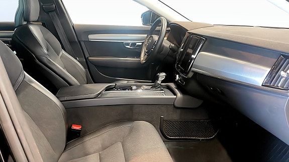 Volvo V90 3 of 11