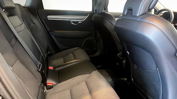 Volvo V90 5 of 11