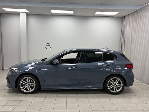 BMW 118i 2 of 21