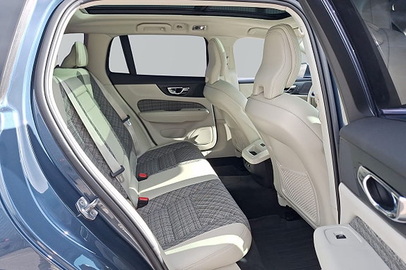 Volvo V60 7 of 24
