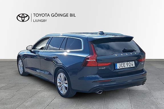 Volvo V60 2 of 24