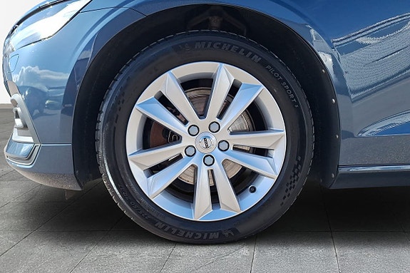 Volvo V60 16 of 24