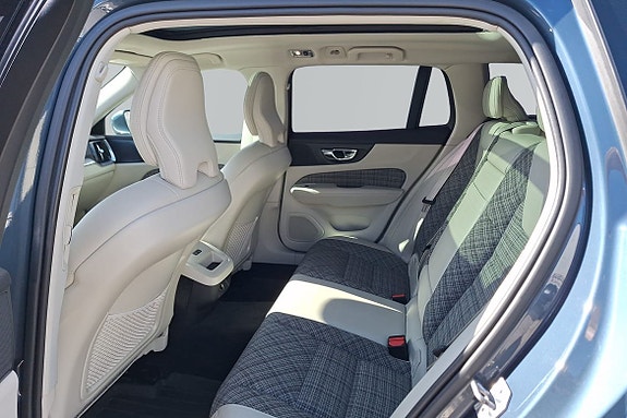 Volvo V60 11 of 24