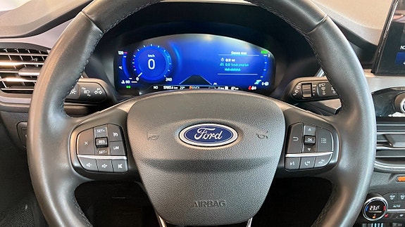 Ford Kuga 11 of 13