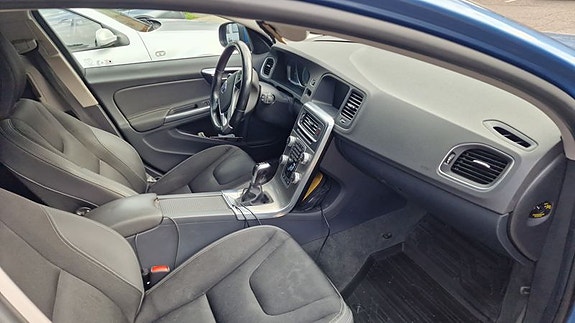Volvo V60 6 of 10