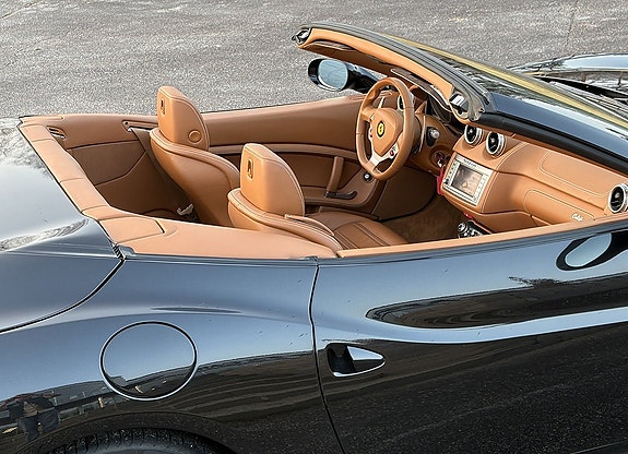 Ferrari California 17 of 30