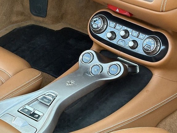 Ferrari California 13 of 30