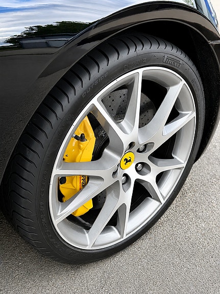 Ferrari California 9 of 30