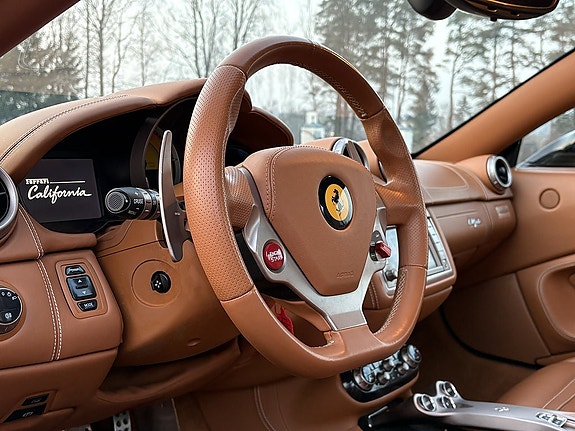 Ferrari California 19 of 30