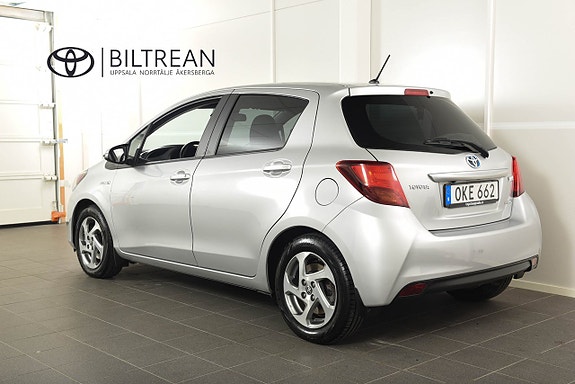 Toyota Yaris 3 of 14