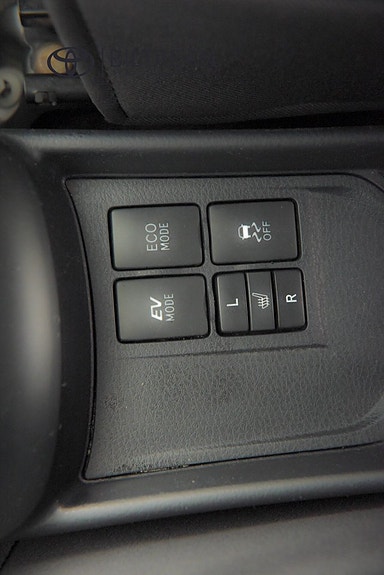Toyota Yaris 11 of 14