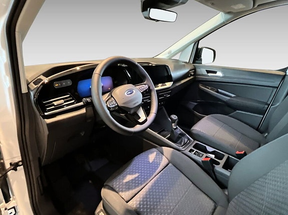Ford Transit Connect 10 of 18