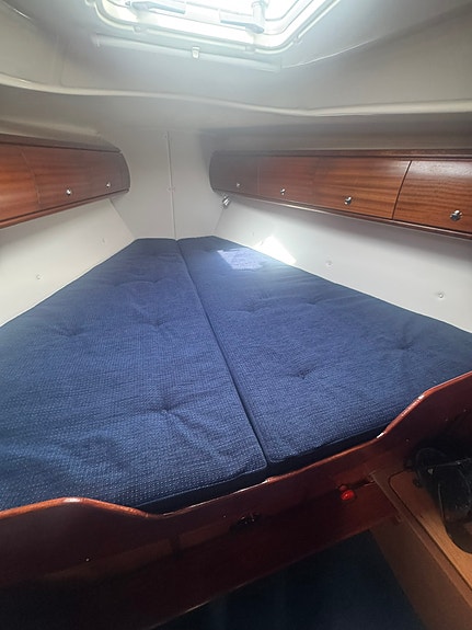 Bavaria 38 Cruiser 2003 – D2-55 – 3 kabiner – välutrustad inklusive vagn 8 of 14