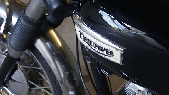 Triumph Bonneville T120R 25 of 30