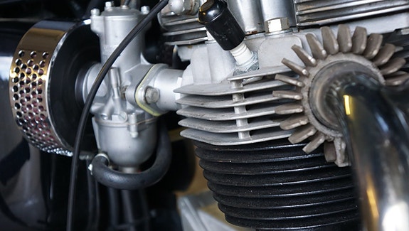 Triumph Bonneville T120R 18 of 30