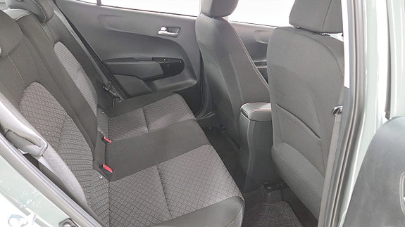 Kia Picanto 5 of 9