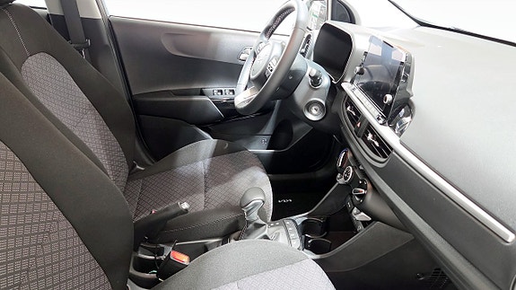 Kia Picanto 3 of 9
