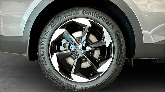 Kia Sorento 9 of 13