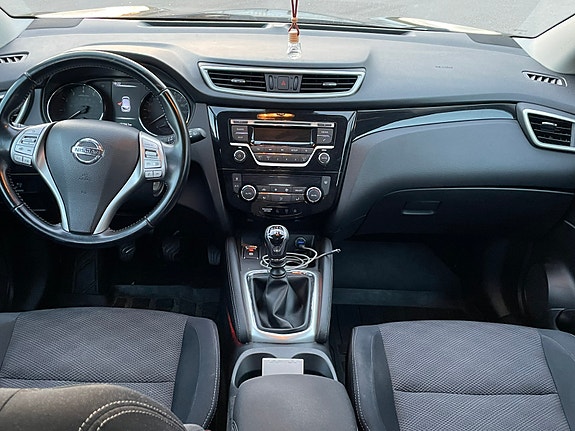 Nissan Qashqai 3 of 5