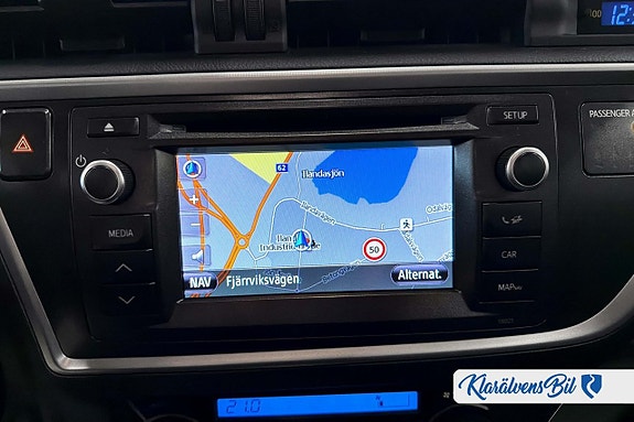 Toyota Auris 11 of 15