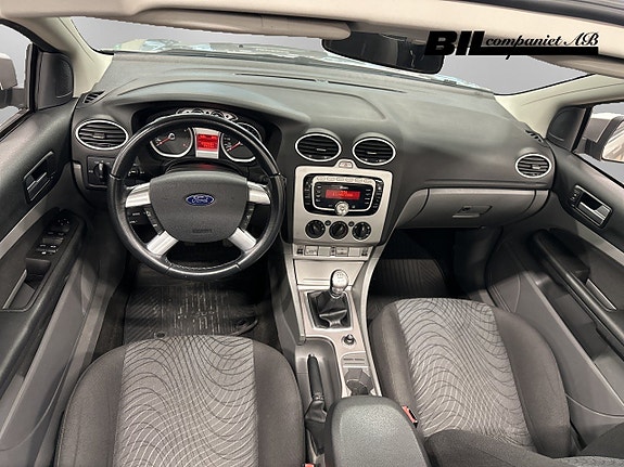 Ford Focus 7 of 17