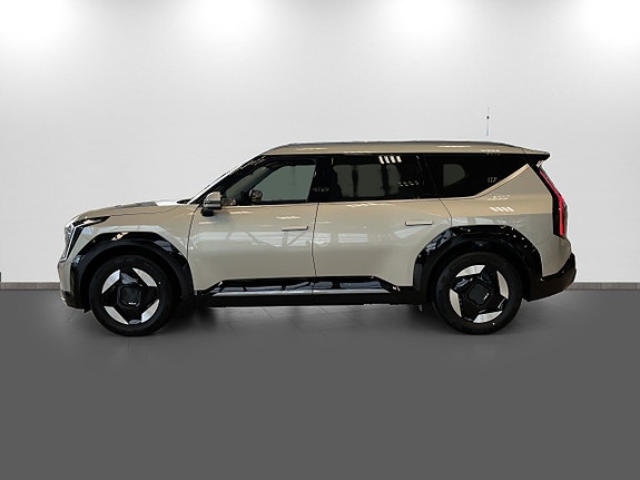 Kia EV9 4 of 20