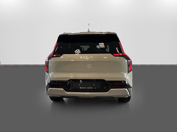 Kia EV9 5 of 20