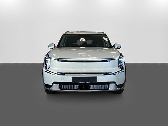 Kia EV9 2 of 20