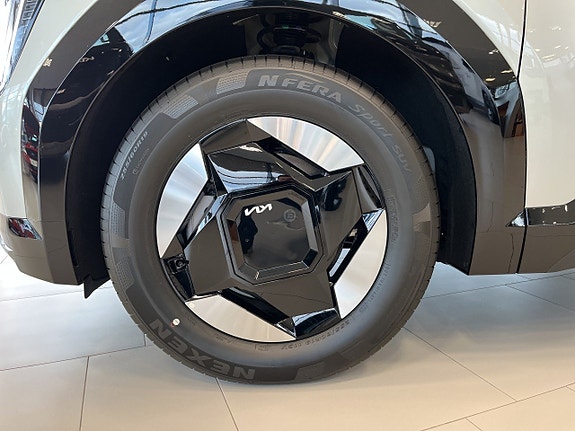 Kia EV9 20 of 20