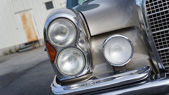Mercedes-Benz 280 SEL 14 of 30