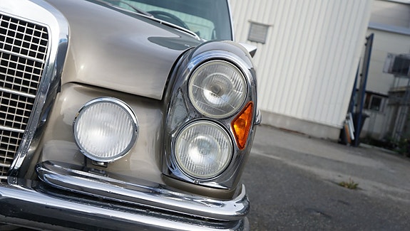 Mercedes-Benz 280 SEL 13 of 30
