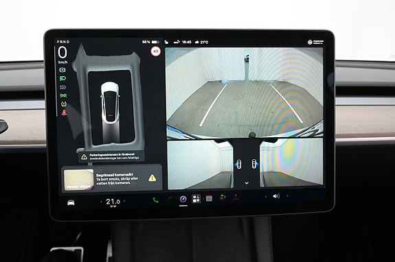 Tesla Model Y 16 of 27