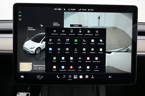 Tesla Model Y 18 of 27