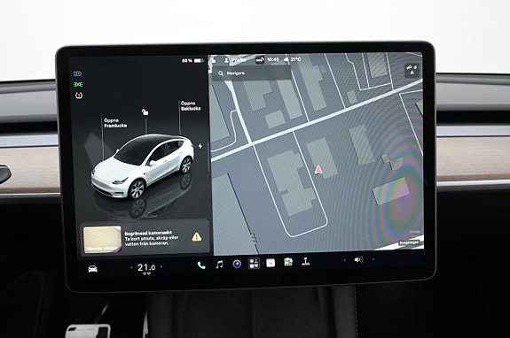 Tesla Model Y 17 of 27