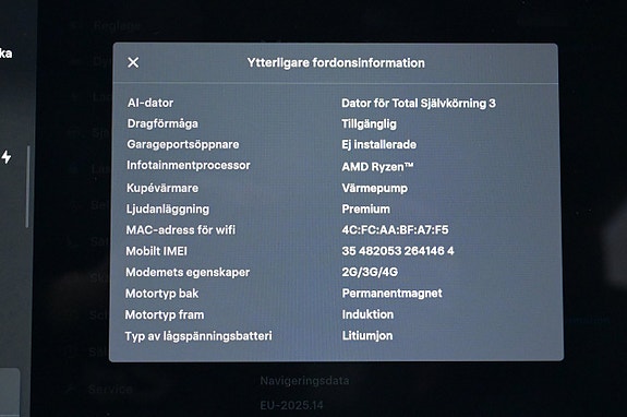 Tesla Model Y 14 of 27