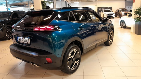 Peugeot 2008 8 of 12