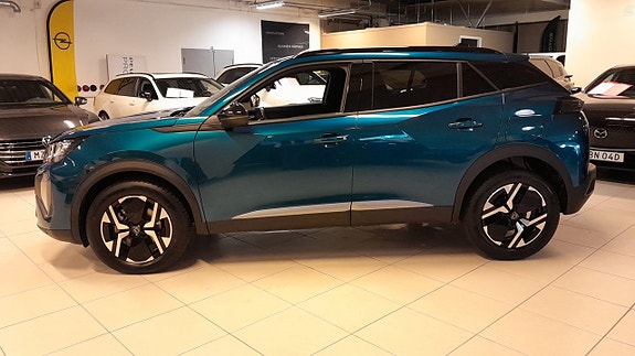 Peugeot 2008 2 of 12