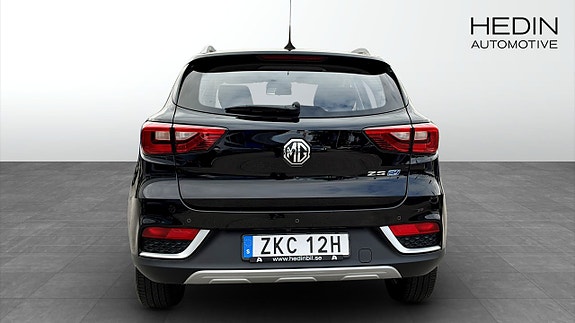 MG ZS EV 7 of 13