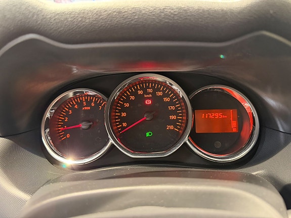 Dacia Duster 11 of 25