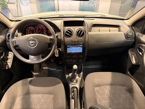 Dacia Duster 9 of 25
