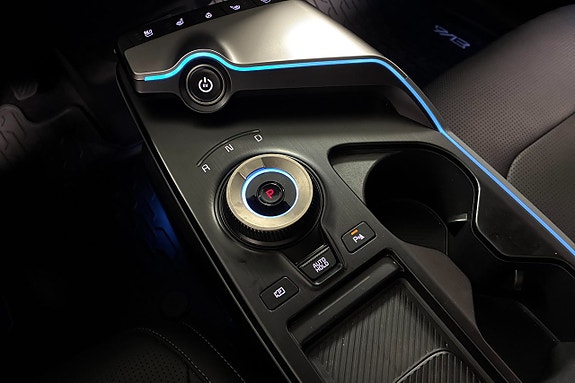 Kia EV6 14 of 21