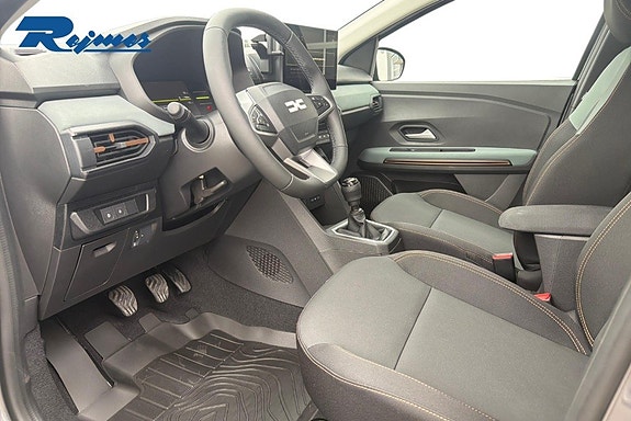 Dacia Sandero 6 of 21