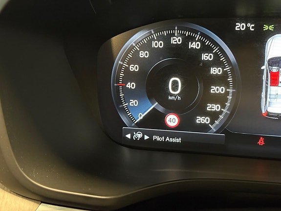 Volvo XC60 16 of 27