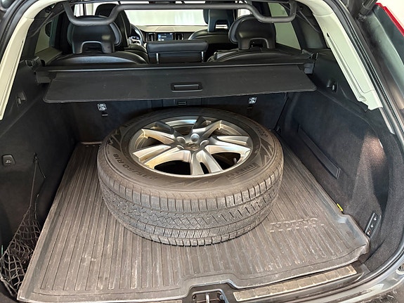 Volvo XC60 27 of 27