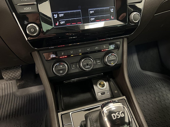 Skoda Superb 13 of 20