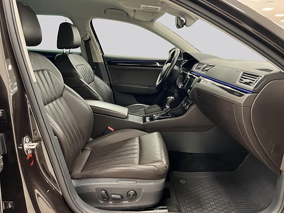 Skoda Superb 16 of 20